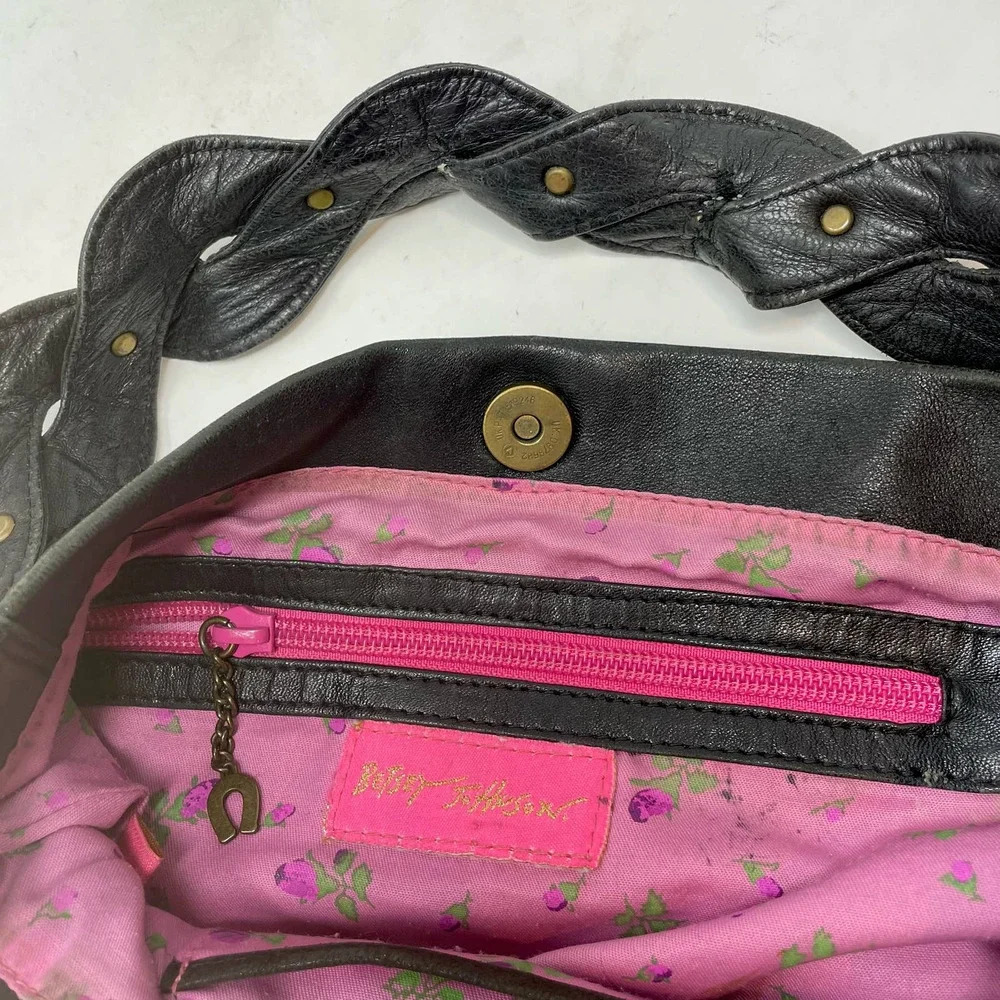 Betsy Johnson Vintage Black Vegan Leather Western Horseshoe Shoulder Bag - Picture 11 of 12